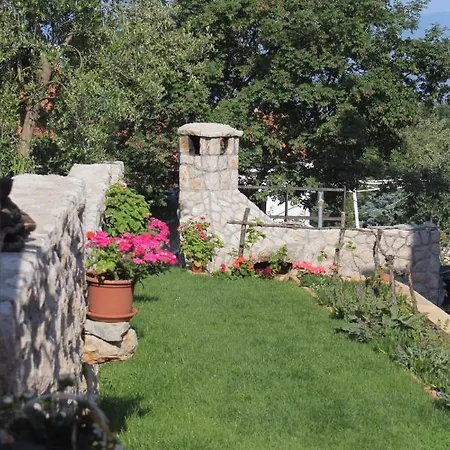 5458a Apartment