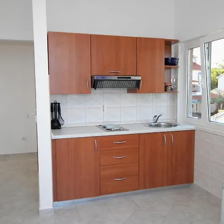 5458a Apartment *