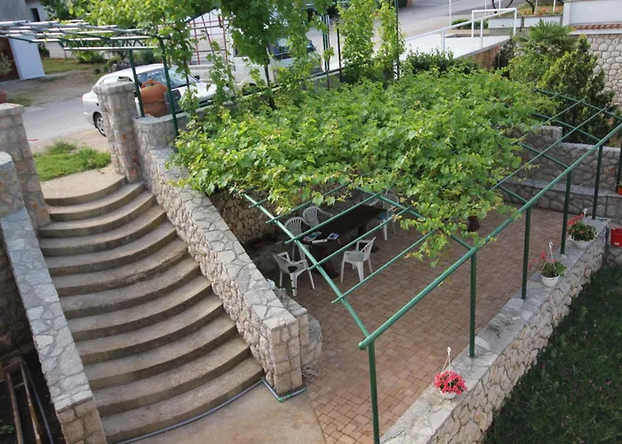5458a Apartman Njivice